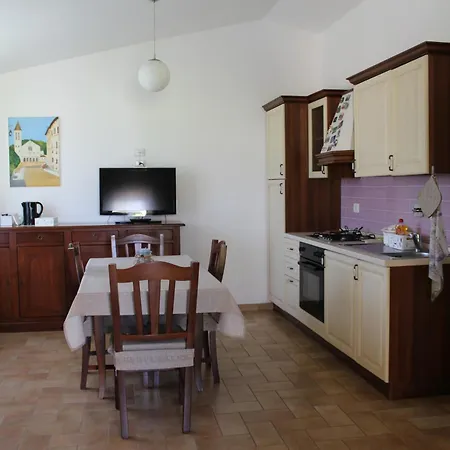 Holiday home Cuore Di Legno